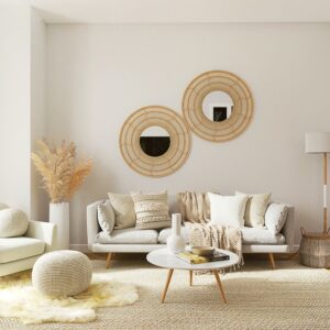 decorating a small bedroom